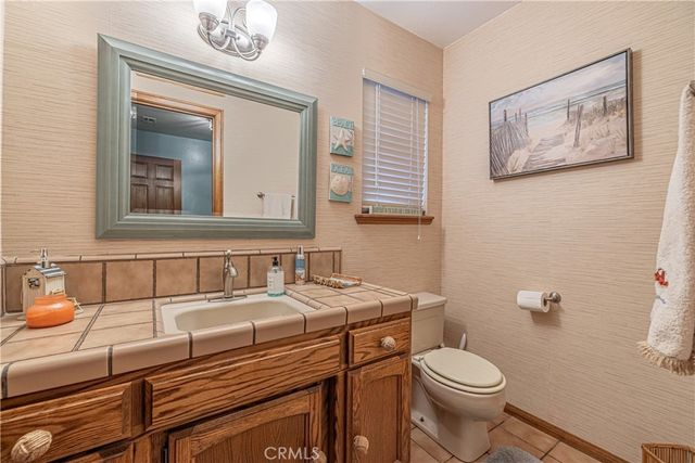 43118 Roulette Lane, Lancaster, CA 93536