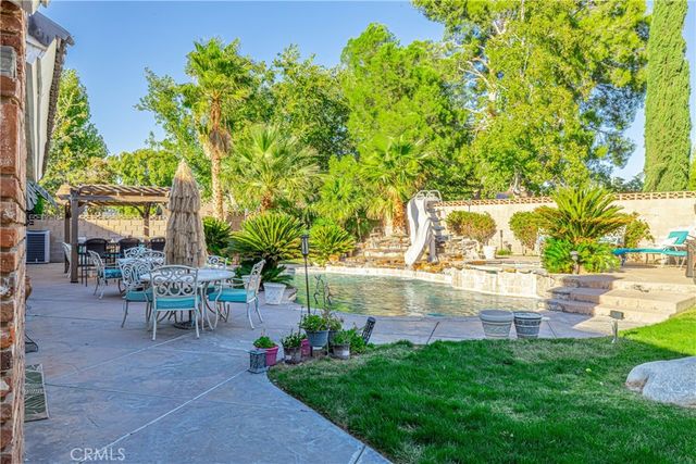 43118 Roulette Lane, Lancaster, CA 93536