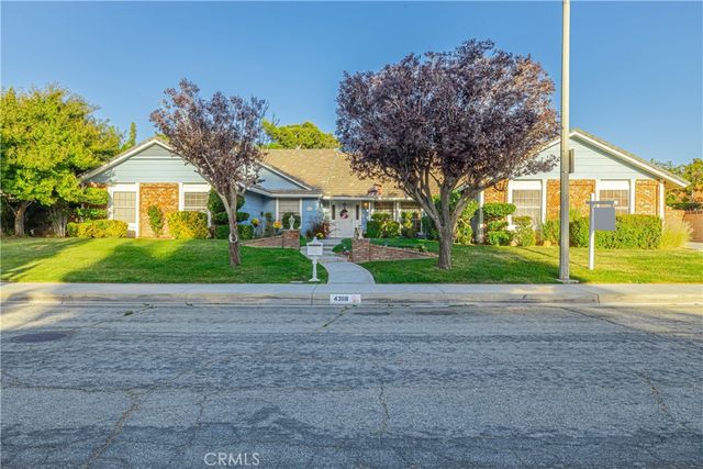 43118 Roulette Lane, Lancaster, CA 93536