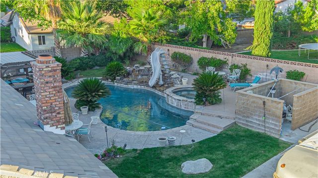 43118 Roulette Lane, Lancaster, CA 93536