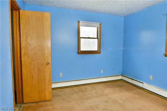 6111 Thompson Clark Road, Bristolville, OH 44402
