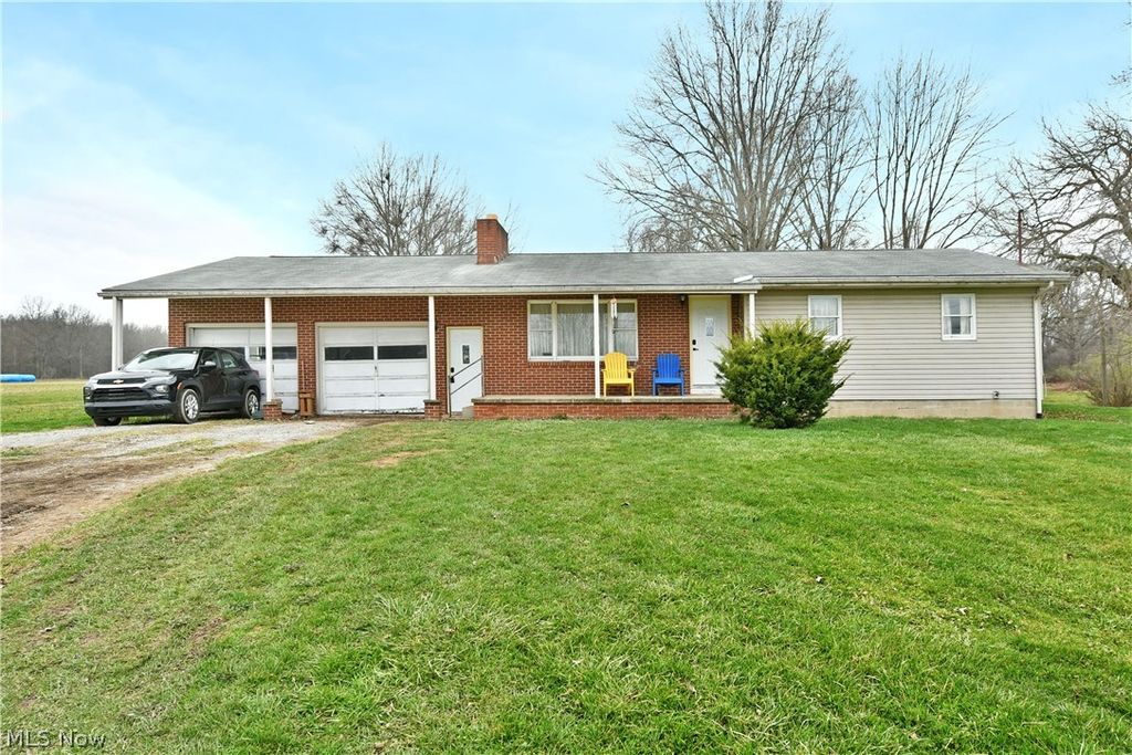 6111 Thompson Clark Road, Bristolville, OH 44402