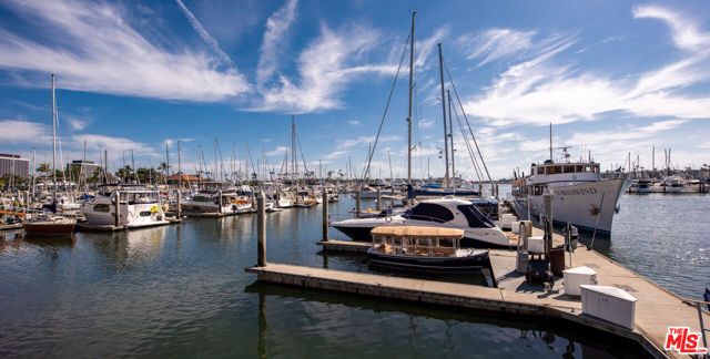 110 Topsail Mall, Marina Del Rey, CA 90292