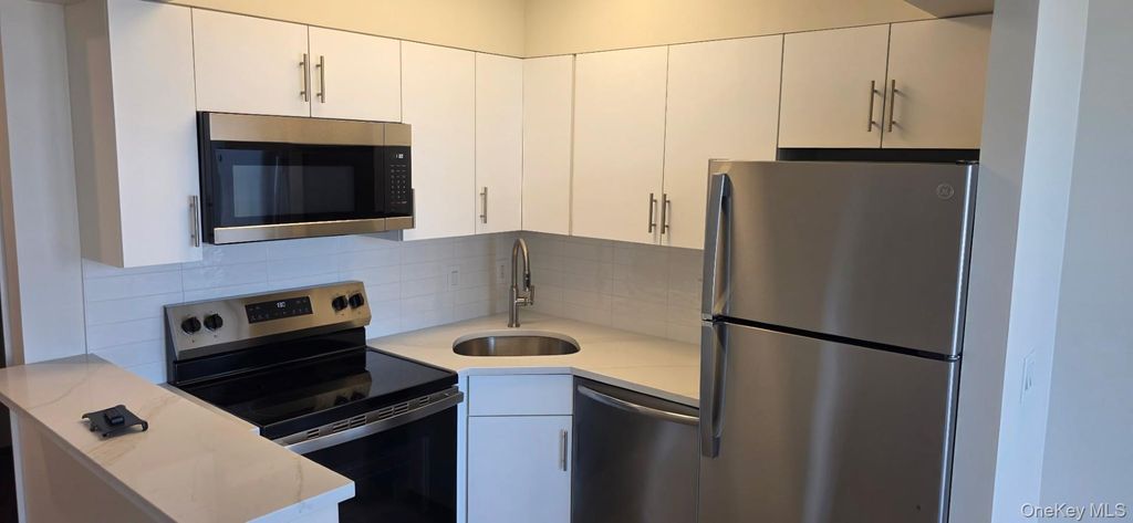 100 New Roc City Place 315, New Rochelle, NY 10801 — photo 5
