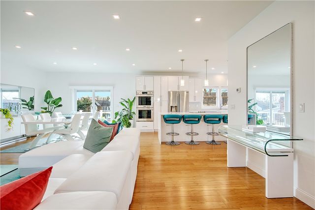 100 Priscilla Drive, Cranston, RI 02921