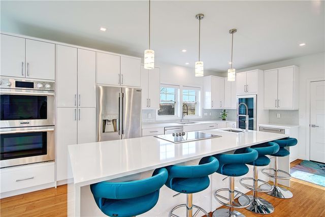100 Priscilla Drive, Cranston, RI 02921