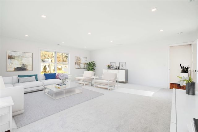 100 Priscilla Drive, Cranston, RI 02921