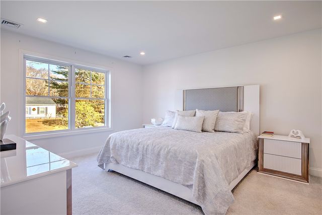 100 Priscilla Drive, Cranston, RI 02921