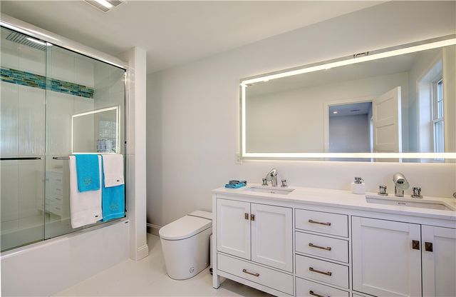 100 Priscilla Drive, Cranston, RI 02921