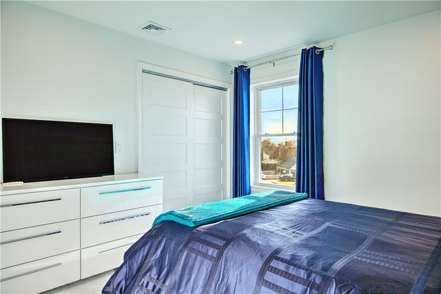 100 Priscilla Drive, Cranston, RI 02921