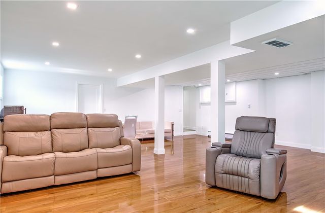 100 Priscilla Drive, Cranston, RI 02921