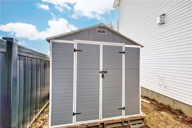 100 Priscilla Drive, Cranston, RI 02921