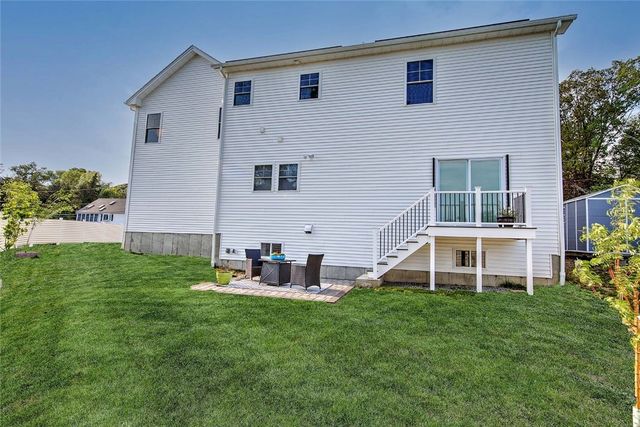 100 Priscilla Drive, Cranston, RI 02921