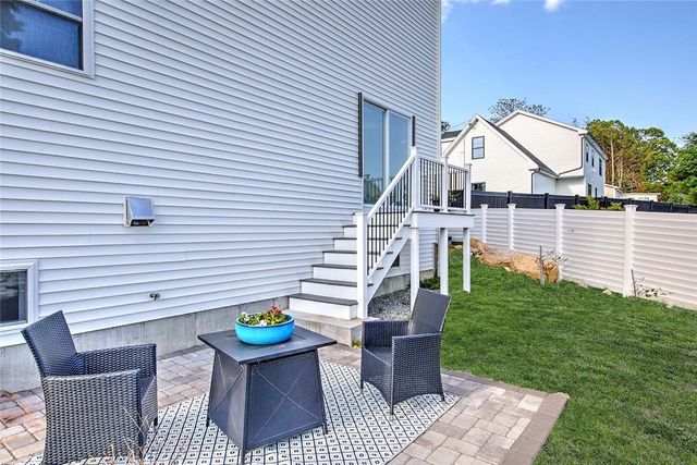 100 Priscilla Drive, Cranston, RI 02921