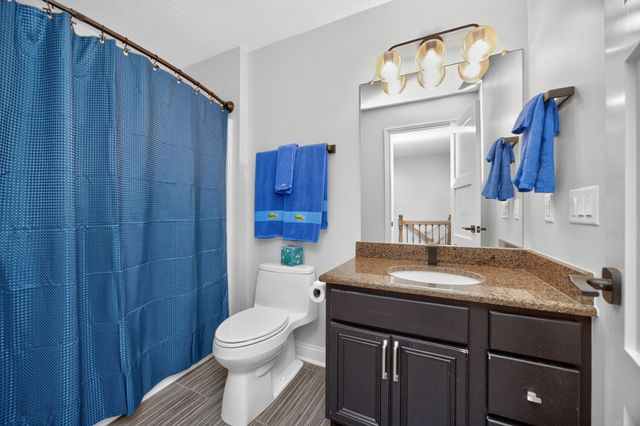 4700 153rd Court, Urbandale, IA 50323