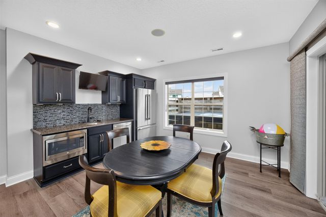 4700 153rd Court, Urbandale, IA 50323