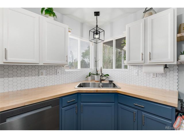 3709 Salida Ct, Evans, CO 80620
