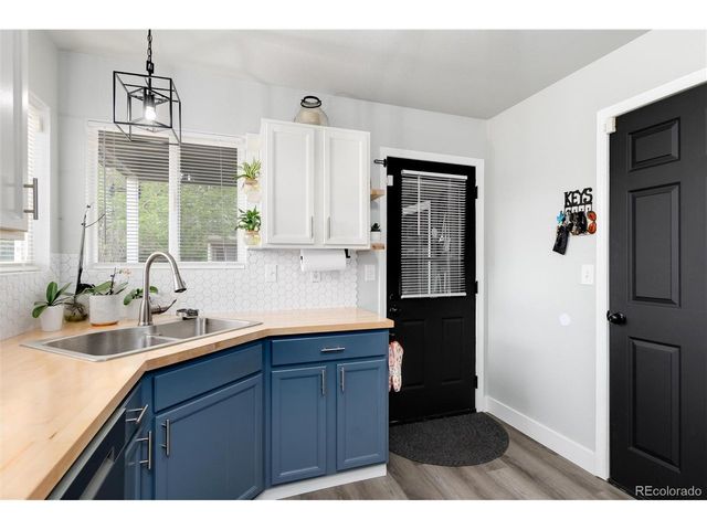 3709 Salida Ct, Evans, CO 80620