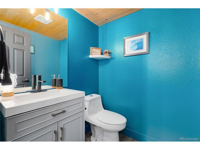 3709 Salida Ct, Evans, CO 80620
