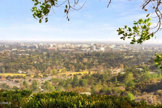1401 Glen Oaks Boulevard, Pasadena, CA 91105