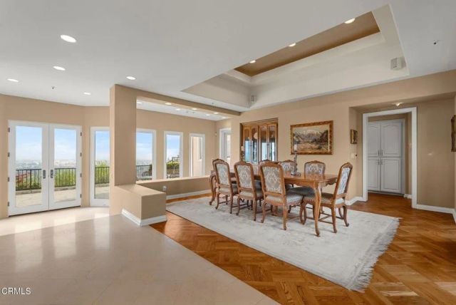 1401 Glen Oaks Boulevard, Pasadena, CA 91105