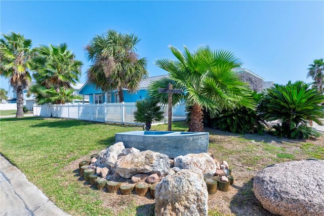 403 Spencers Landing, Port Aransas, TX 78373