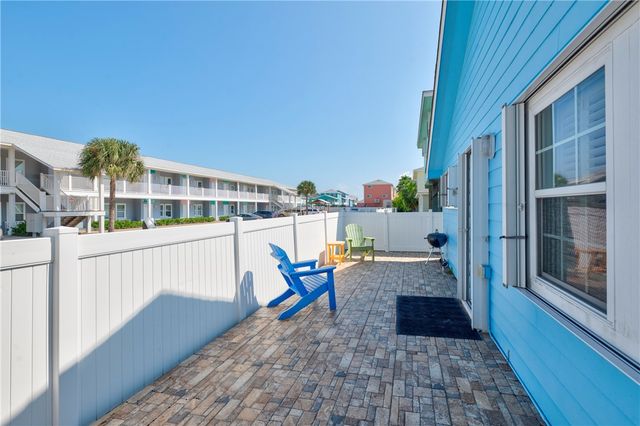 403 Spencers Landing, Port Aransas, TX 78373
