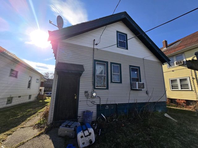 3532 N 22nd STREET, Milwaukee, WI 53206