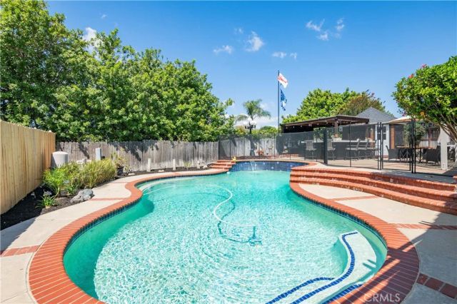 25471 El Picador, Mission Viejo, CA 92691