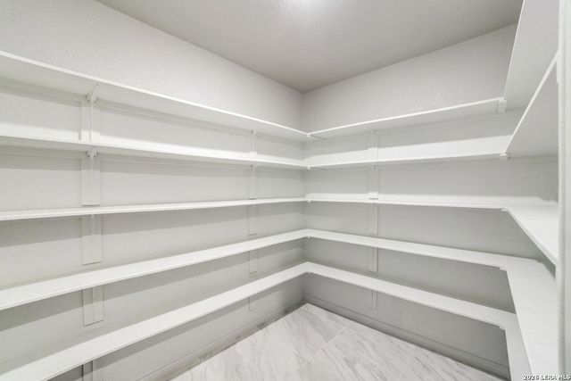 1020 Pebble Beach Dr NW, Lakehills, TX 78063