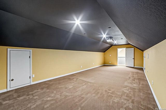 1020 Pebble Beach Dr NW, Lakehills, TX 78063