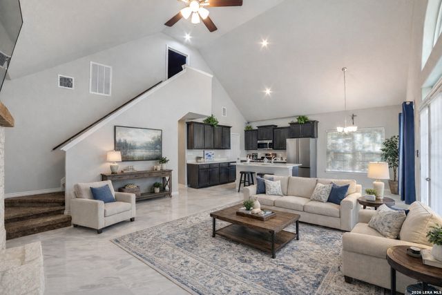 1020 Pebble Beach Dr NW, Lakehills, TX 78063