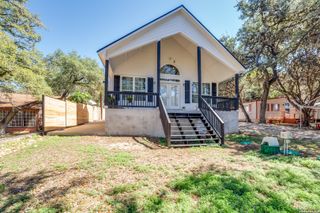 1020 Pebble Beach Dr NW, Lakehills, TX 78063