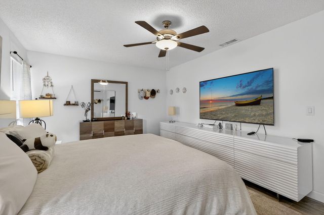 235 SW 29th Avenue, Delray Beach, FL 33445