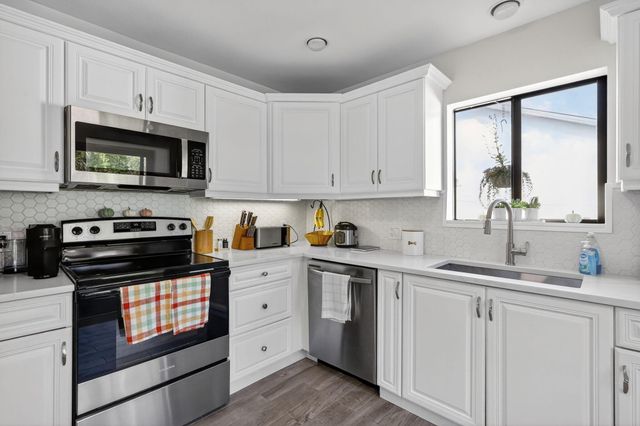 235 SW 29th Avenue, Delray Beach, FL 33445