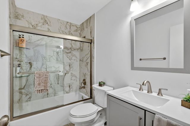 235 SW 29th Avenue, Delray Beach, FL 33445