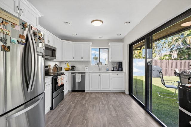 235 SW 29th Avenue, Delray Beach, FL 33445