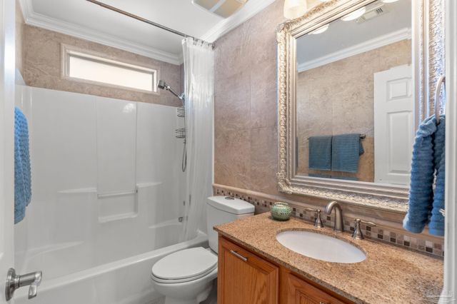 7293 Rexford St, Navarre, FL 32566