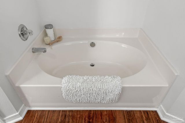 7293 Rexford St, Navarre, FL 32566