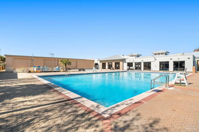 7293 Rexford St, Navarre, FL 32566