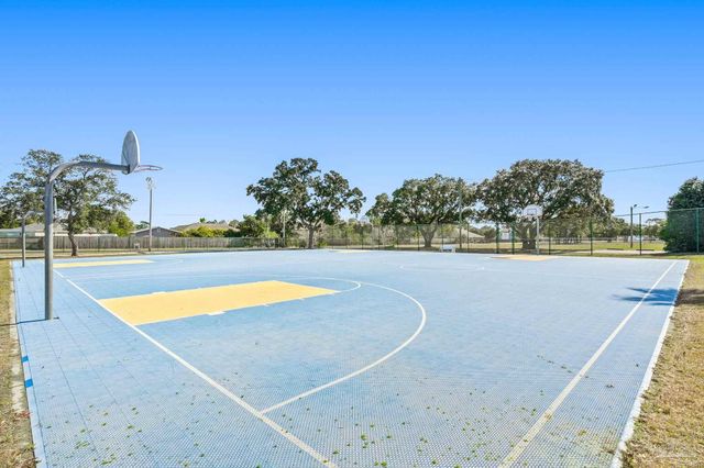 7293 Rexford St, Navarre, FL 32566