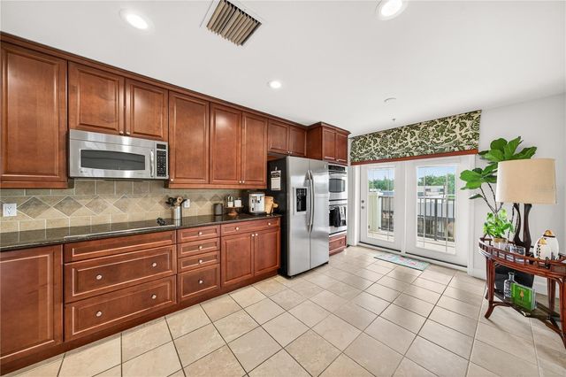 2305 EDGEWATER DRIVE 1210, Orlando, FL 32804