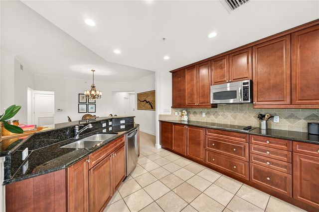 2305 EDGEWATER DRIVE 1210, Orlando, FL 32804