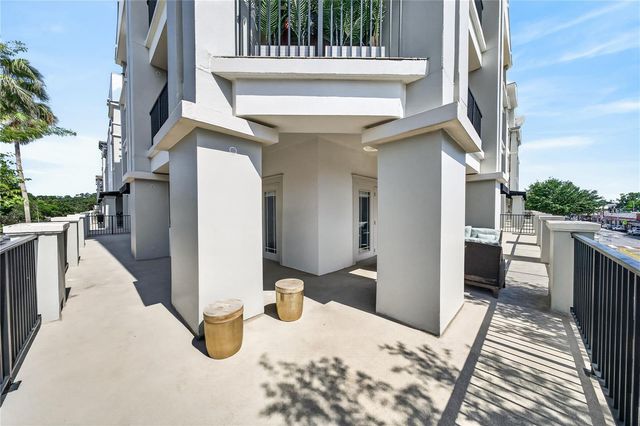 2305 EDGEWATER DRIVE 1210, Orlando, FL 32804