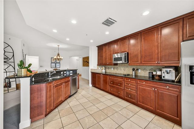 2305 EDGEWATER DRIVE 1210, Orlando, FL 32804