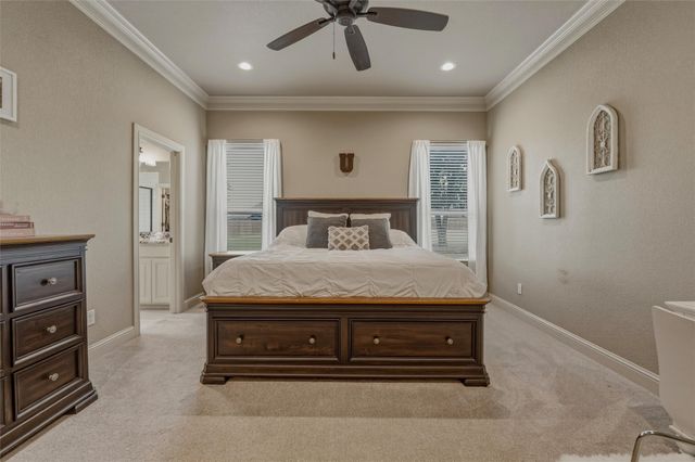 125 Oak View Drive, Godley, TX 76044