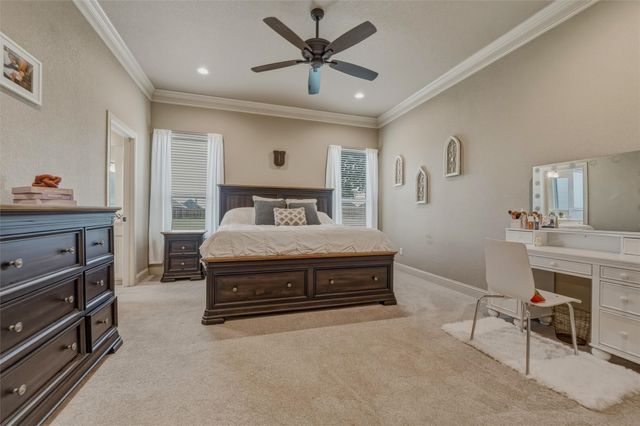 125 Oak View Drive, Godley, TX 76044