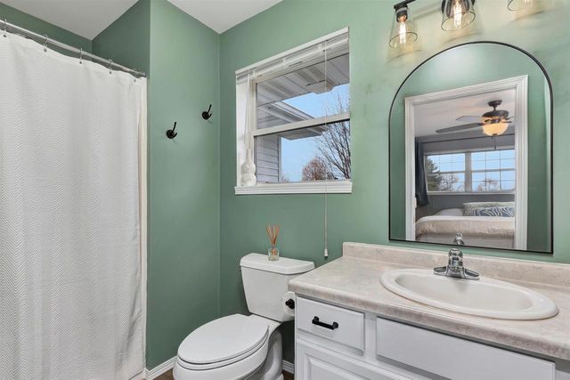143 OLDE SCHOOL ROAD, Neenah, WI 54956
