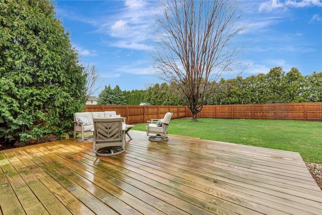 143 OLDE SCHOOL ROAD, Neenah, WI 54956