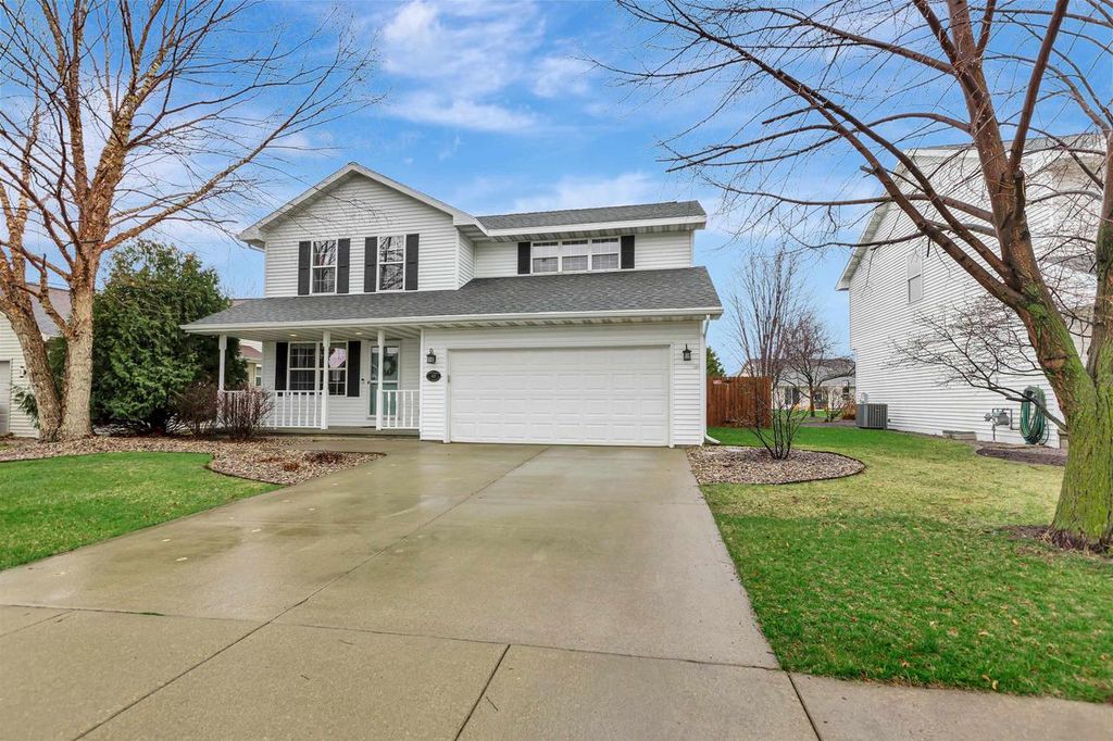 143 OLDE SCHOOL ROAD, Neenah, WI 54956
